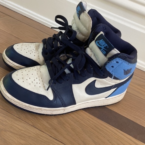 Nike Air Jordan 1 Retro High Obsidian - Picture 3 of 8